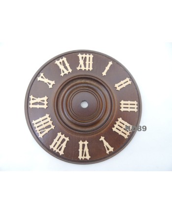 Cadran de coucou en bois marron – Chiffres romains en bois