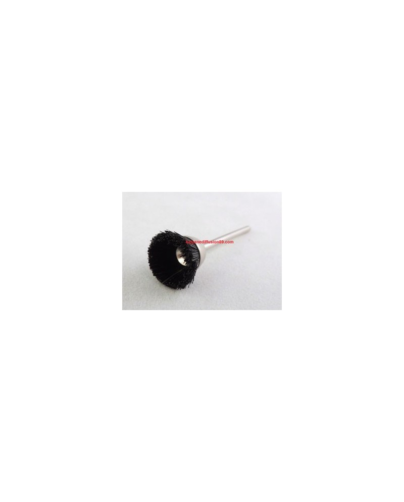 POLIRAPID HATHO – Brossette nylon noire forme coupe